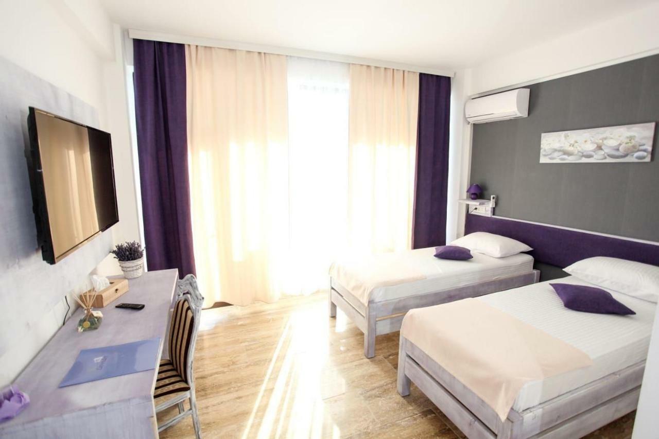 Lavender Villa Năvodari Exteriör bild